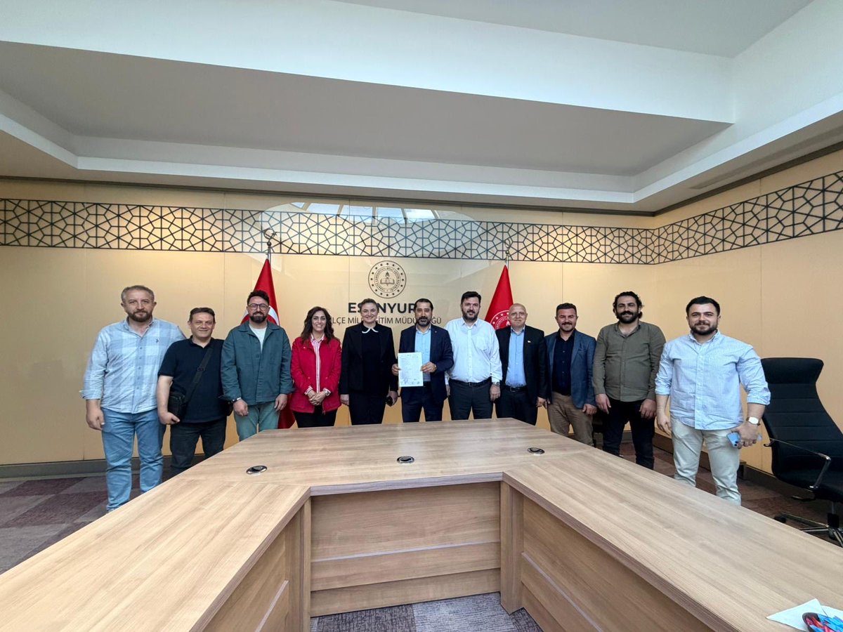 AtmacaTARKAN's tweet photo. Zirveden Yeni Ufuklara: Tarihi Rekor, Muhteşem Başarı!
Esenyurt Eğitim-Bir-Sen olarak, “Zirveden Yeni Ufuklara” mottosuyla çıktığımız bu kutlu yolda üye sayımızı 2.113’ten 2.636’ya çıkararak, ailemizi %24,75 oranında büyüttük ve gücümüze güç kattık.
Esenyurt Eğitim-Bir-Sen https://t.co/29zpfNIWhN
