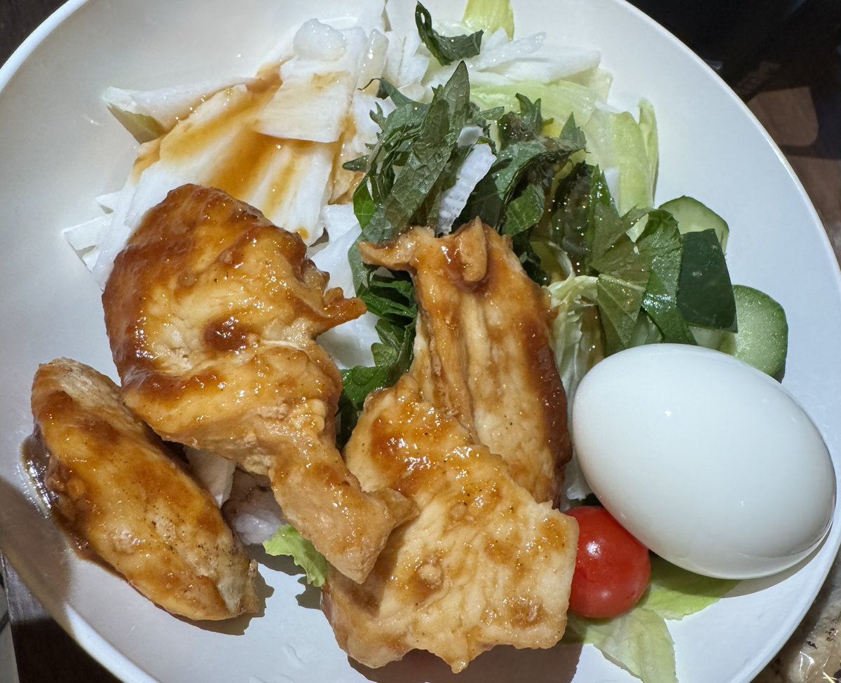 みーあ tweet media