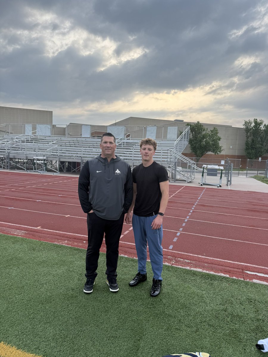 thatch_shelton's tweet photo. Thank you @Coach_Henson for coming to watch me throw today! Excited to learn more about @BoilerFootball! https://t.co/Fwk0aaoJqs