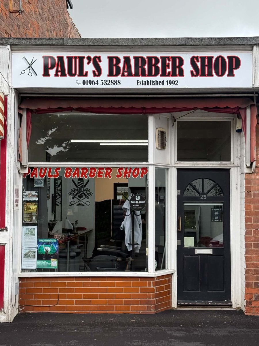 EYSG_BEVERLEY's tweet photo. Fascia Signage recently completed for new client, Paul’s Barber Shop in Hornsea.
Thank you for your business!

Thanks also to @dc_buildershull for your support with installation, who did a great job! 

Whether you require new signage, or are rebranding, we can help!
#signage https://t.co/Mt5yzTWM8p