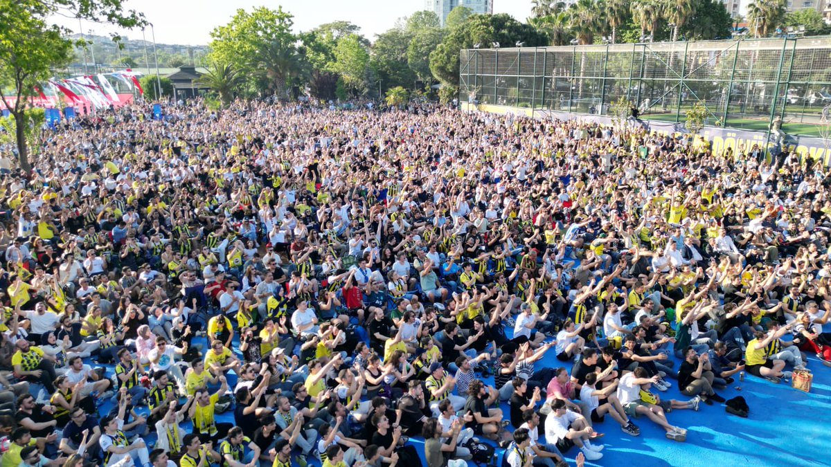 Tek Yol FENER tweet media