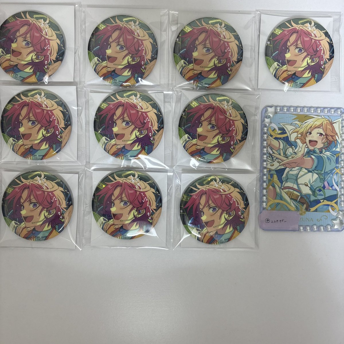 22otr_'s tweet photo. あんスタ 10周年 10th 缶バッジ B 交換

求)なずな
出)こはく

仮約束白紙分になります
纏めての方優先

お気軽にお声かけください⭐️ https://t.co/2OogRL7Mxd