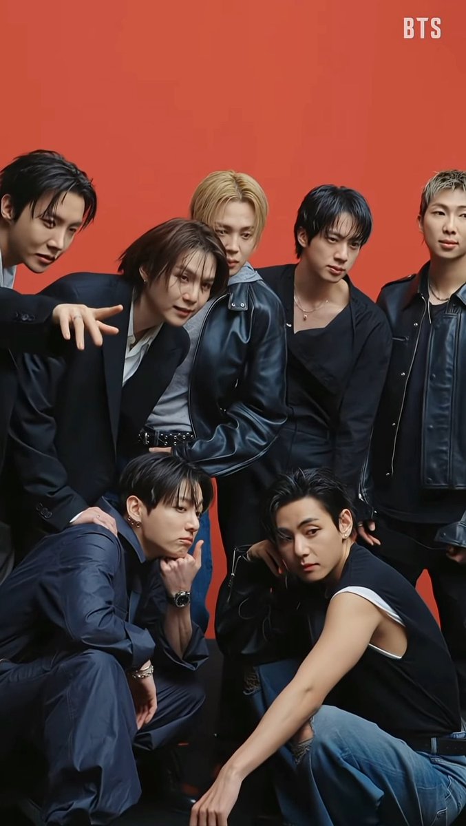 nakypink's tweet photo. Rolling Stone x BTS 🥰💜 https://t.co/pW8SQs1uSA