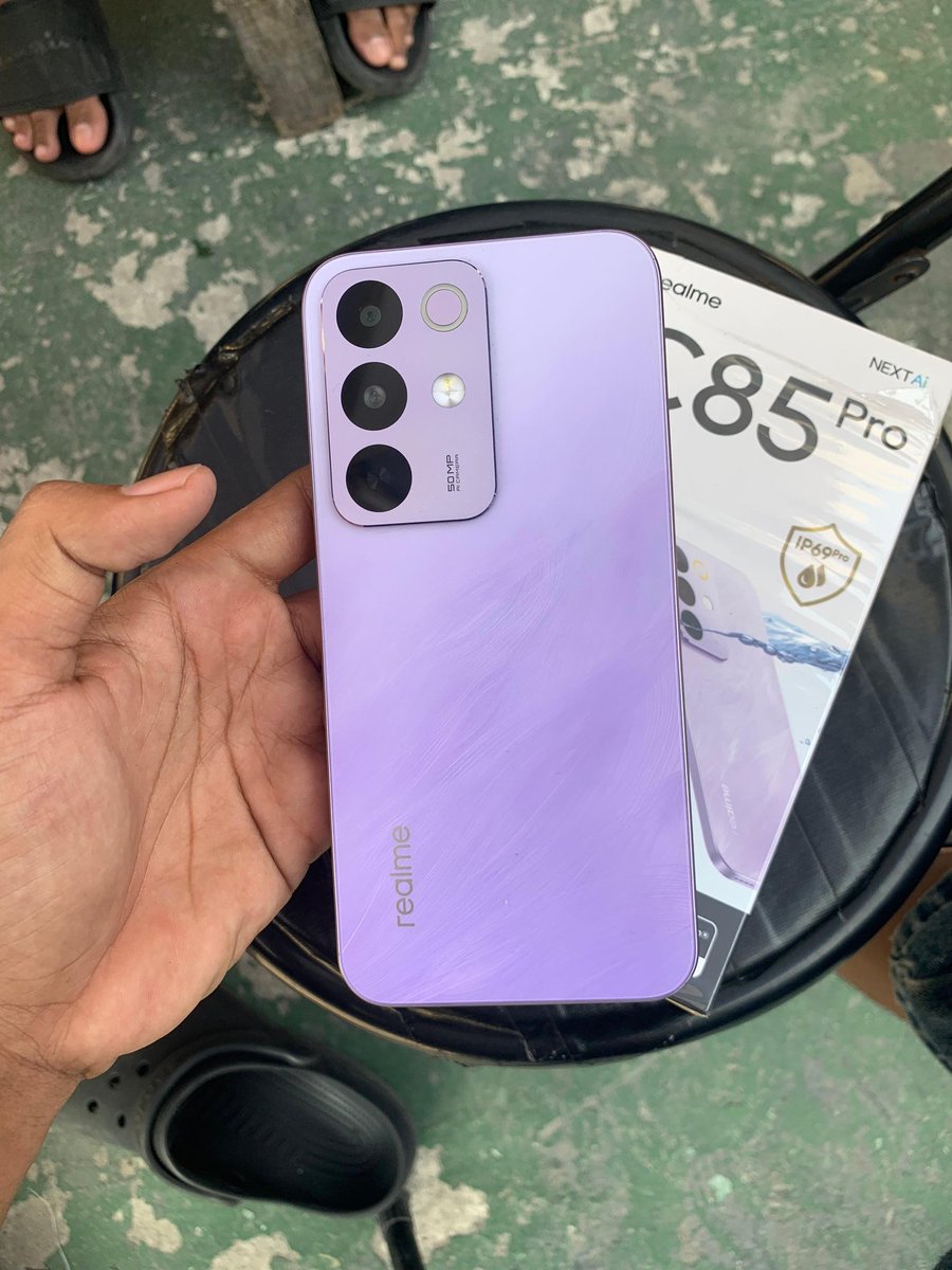 onlyrraya's tweet photo. WTS Realme C85 Pro second mulus pemakaian pribadi
Harga: 2,8 juta nego nego
domisili jakarta utara 
• Fullset / minus (isi sesuai kondisi asli)
• Kamera, speaker, fingerprint aman
• Cocok buat gaming, sosmed, kerja, dan daily
Alasan jual : upgrade HP

#wtb #wts #zonauangㅤ https://t.co/ozIh1Rht8u