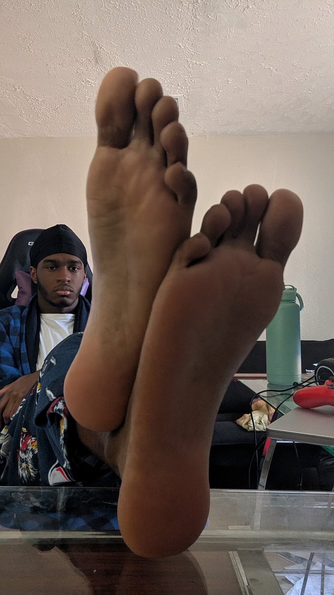 kxldzerx's tweet photo. Foot morning gamers.
#feet #foot #soles #feetfetısh #footfetısh #feetworshi̇p #malefeet #blackfeet #blackmalefeet #ebonysoles #ebonyblacksoles https://t.co/f9Olp5e1S0