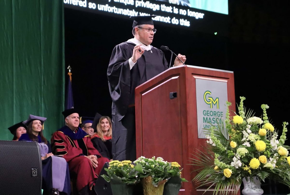 Brian7NewsDC's tweet photo. What an incredible honor and privilege it was to deliver the celebratory address for the @GeorgeMasonCHSS degree celebration.  It’s an experience I won’t soon forget. Congratulations to the Class of 2026! https://t.co/58oeUDcxfS