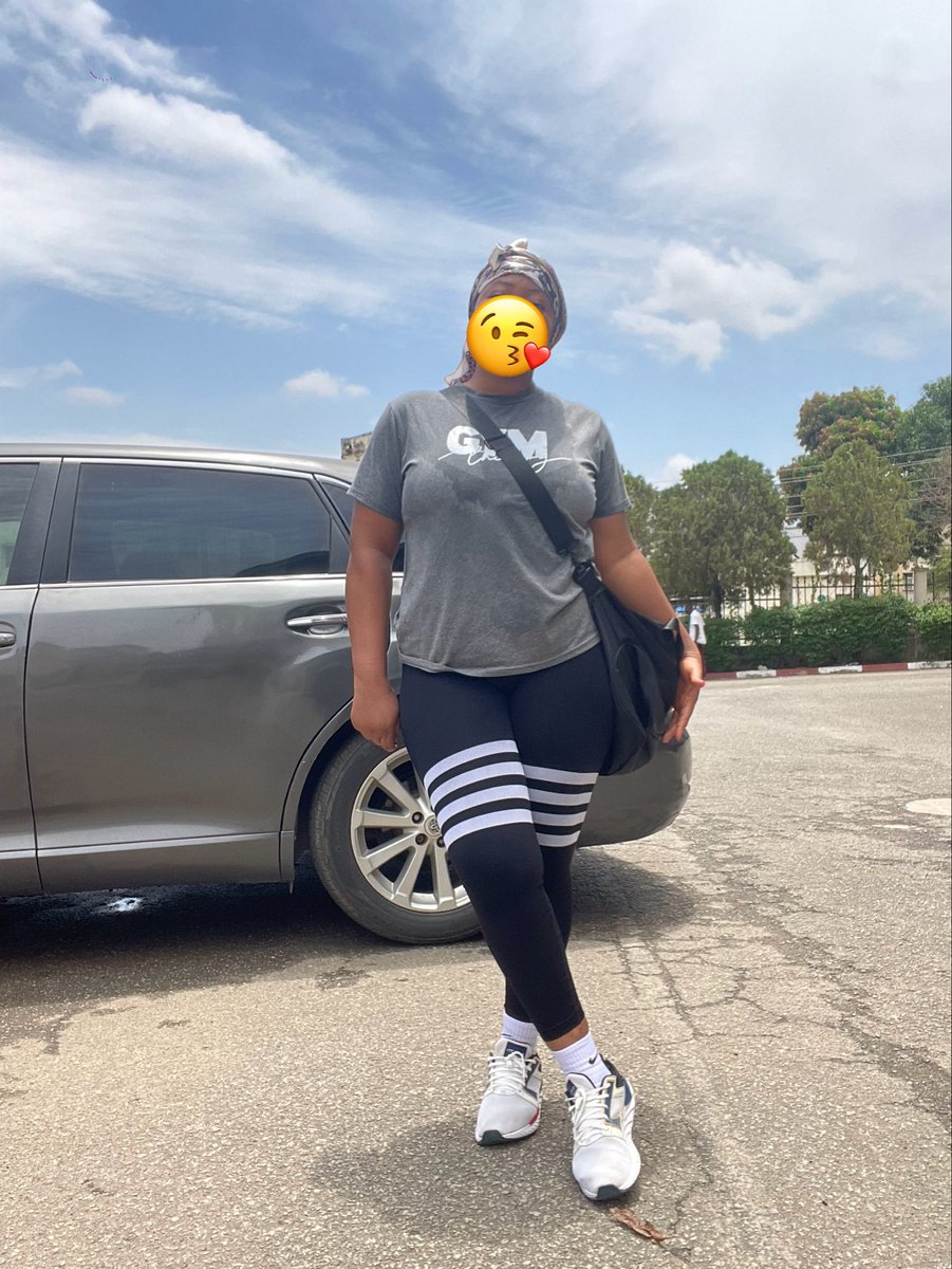 extremebae tweet media