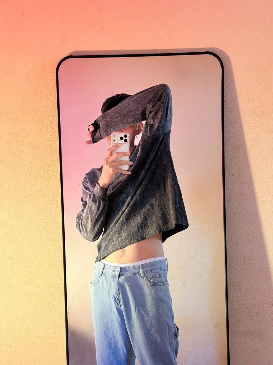 chxlxsh - ชลัช tweet media
