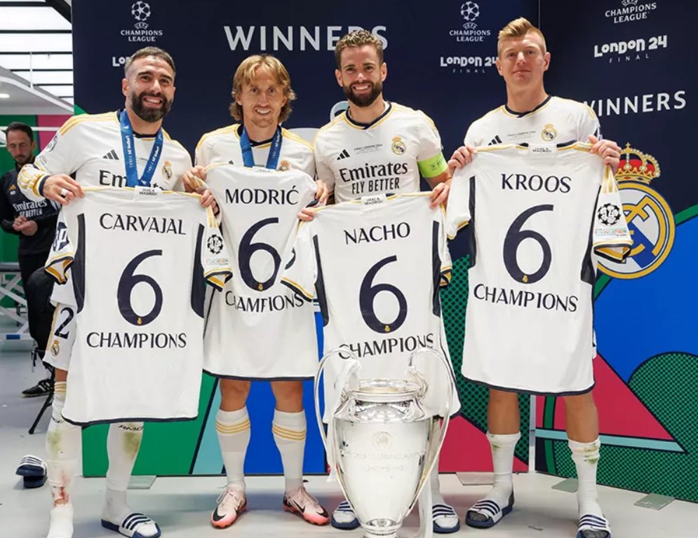 Helena 🇮🇨 tweet media