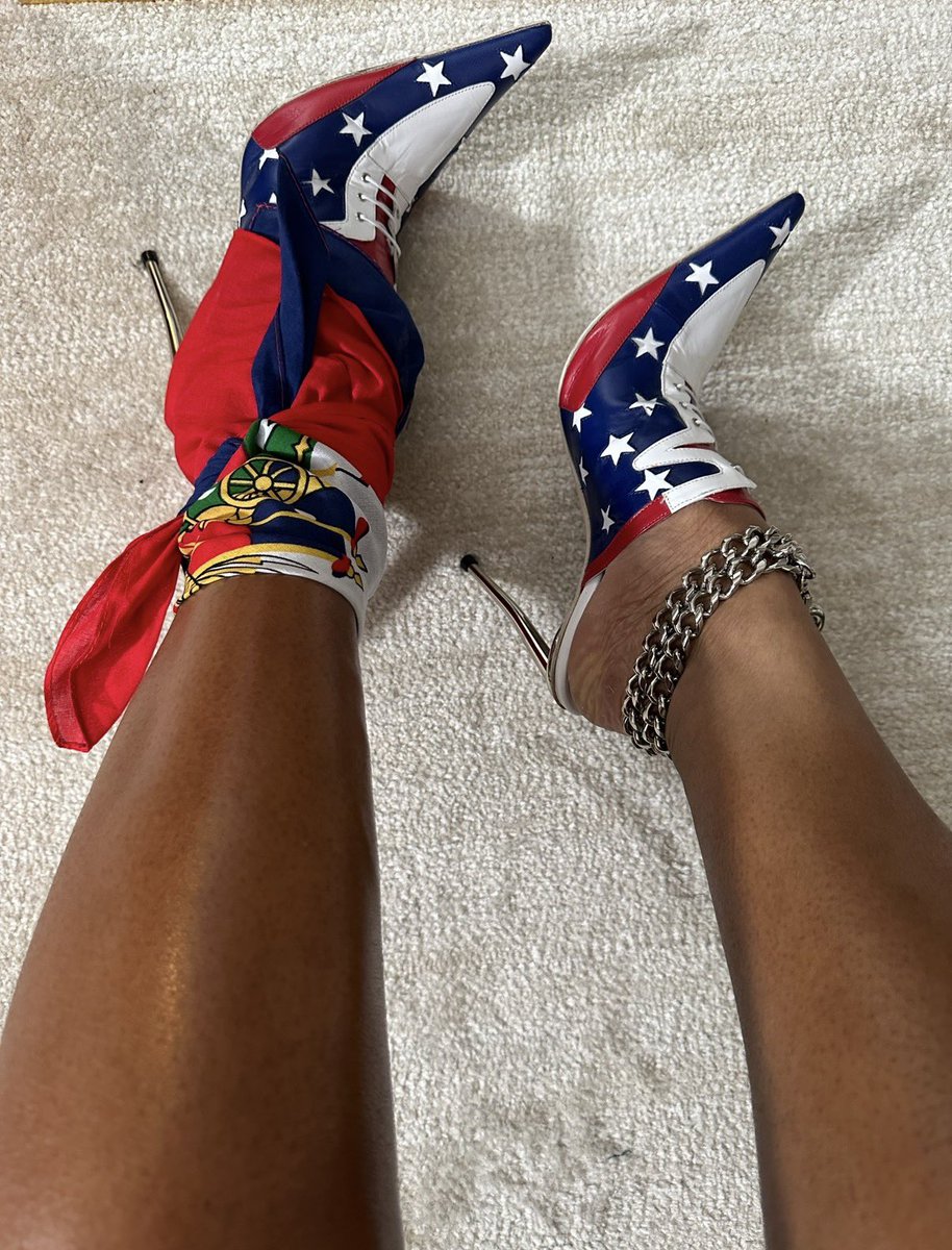 Shoeslutz tweet media