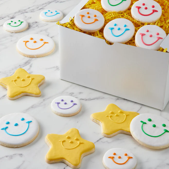smileycookie's tweet photo. Proof that the best gifts don’t break the bank. 🎁 Shop 25 gifts under $35 on https://t.co/DgAUjTmgzv! https://t.co/RghCrkngty