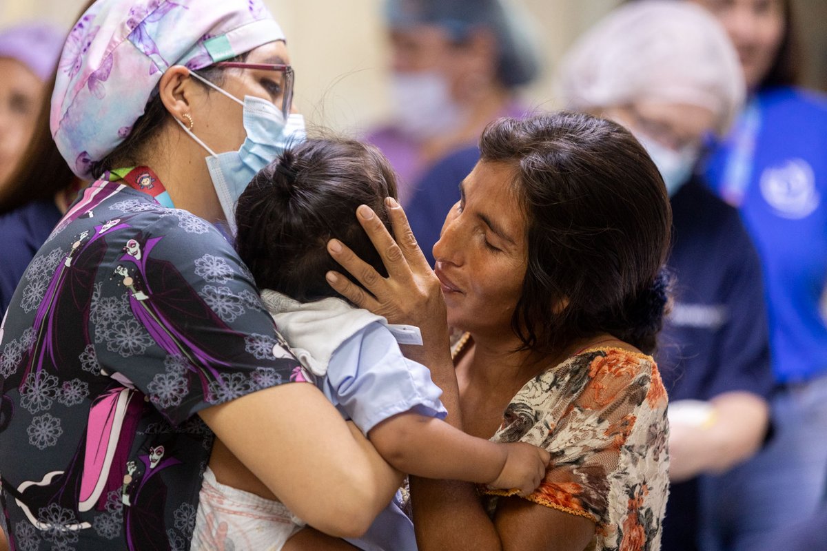 Operation Smile tweet media