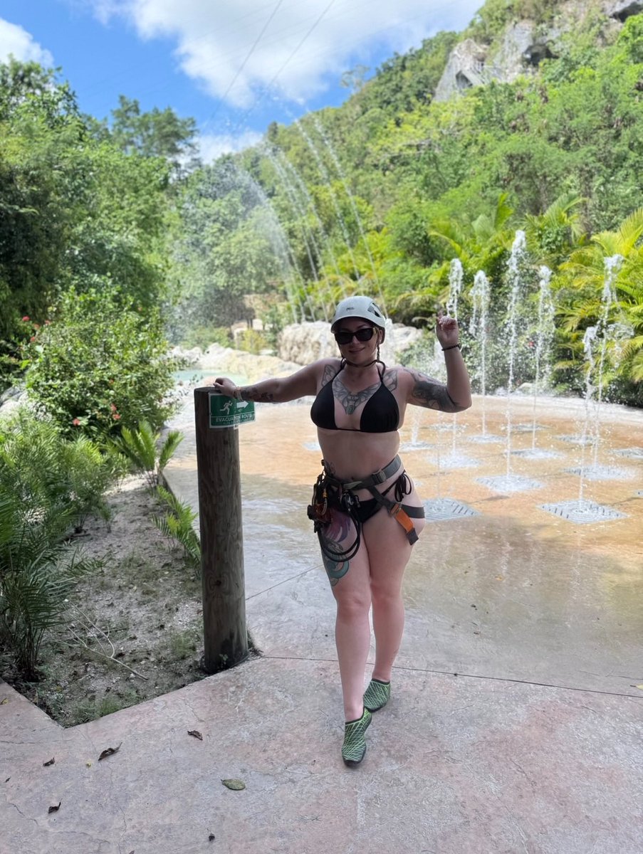 novanapora's tweet photo. Dominican Republic trip. 🇩🇴 https://t.co/jzXYXdOxOL