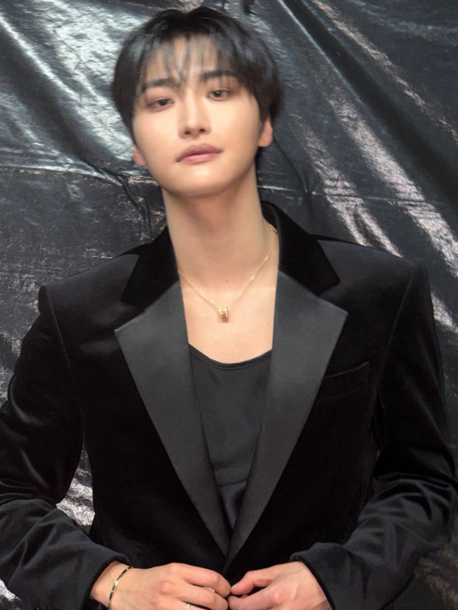 민이 tweet media