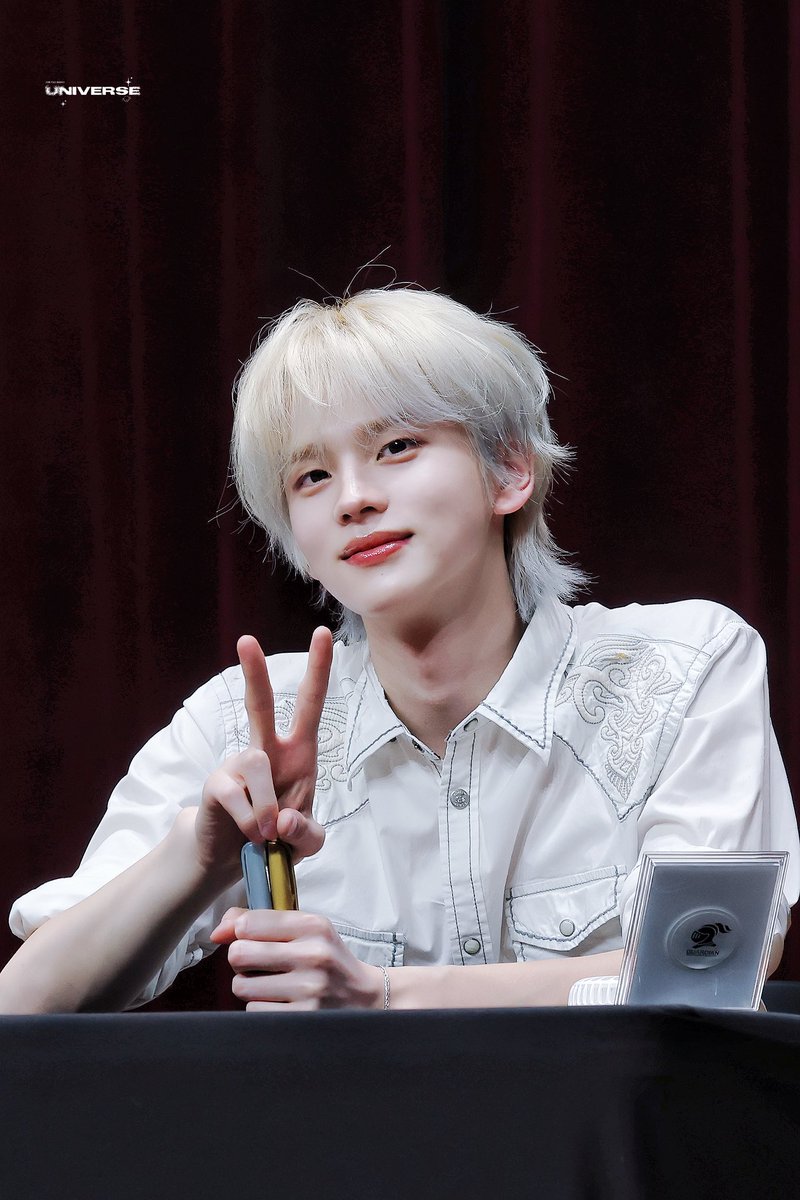 universe1107_'s tweet photo. 260518 Ktown4u

🐶

#TWS #SHINYU #투어스 #신유 #シニュ
#247WithUs
#NO_TRAGEDY https://t.co/S8dugDB3a7
