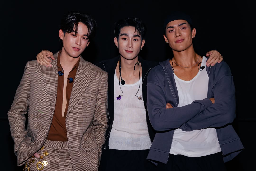 LaserMoonnn's tweet photo. น้องฟอสกับเพื่อนจอสและเพื่อนกวินงับ 💗
IG : fforce_
#ForceBookFanconD2
#JossWayar #JossGawin https://t.co/qnWamHmEXP