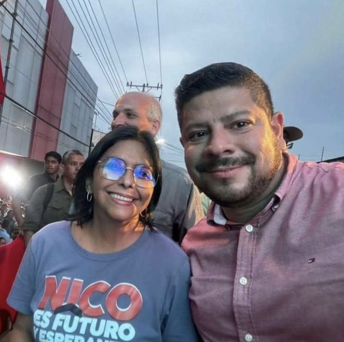 puertapsuv's tweet photo. En este día significativo, extendemos nuestras más sinceras felicitaciones a la presidenta encargada Delcy Rodríguez. Su firme liderazgo y compromiso con los valores patrios son un ejemplo para todos.

Le deseamos un año lleno de éxitos y fortaleza en su labor al servicio pueblo https://t.co/HDKyr5F13t