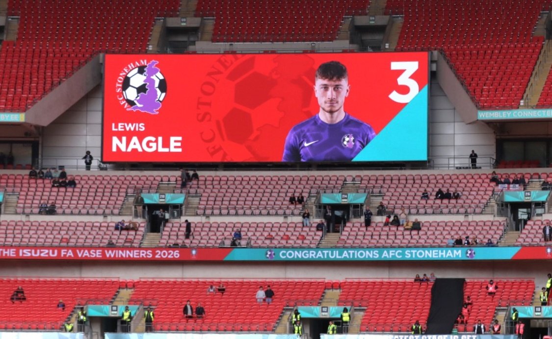ThoseWhiteLines's tweet photo. @lewisnagle02 @afc_stoneham A chat at Lavy with me &amp; @jasonsmall1975 to picking up MOTM at Wembley 🏆🏆👏 i think our work here is done ✔️ 🤣🤣

Congrats #LN3 🤝 https://t.co/5IjpaHFpKn