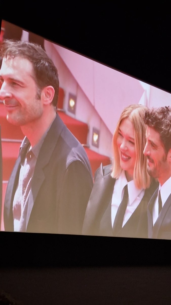 Philippe Paturel ➟ soon at #Cannes2026 🎥 🌴 🌊 tweet media