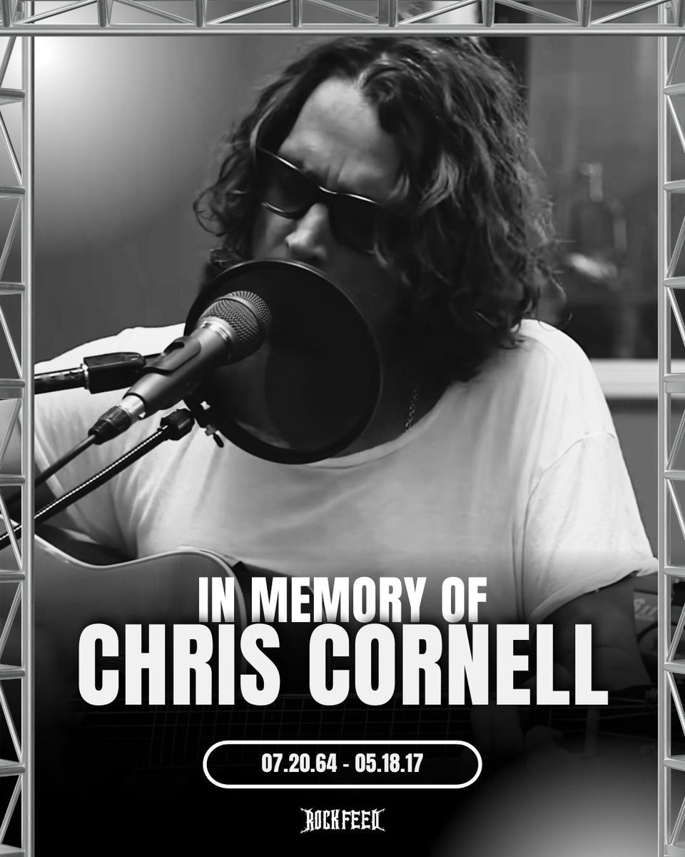 RockFeedNet's tweet photo. Today marks nine years since the passing of Chris Cornell, who died on May 18, 2017.

Cornell was the voice of Soundgarden, Audioslave, and one of the most influential figures in modern rock.

📸 - siriusxm / YouTube https://t.co/wW3c8HTxtF