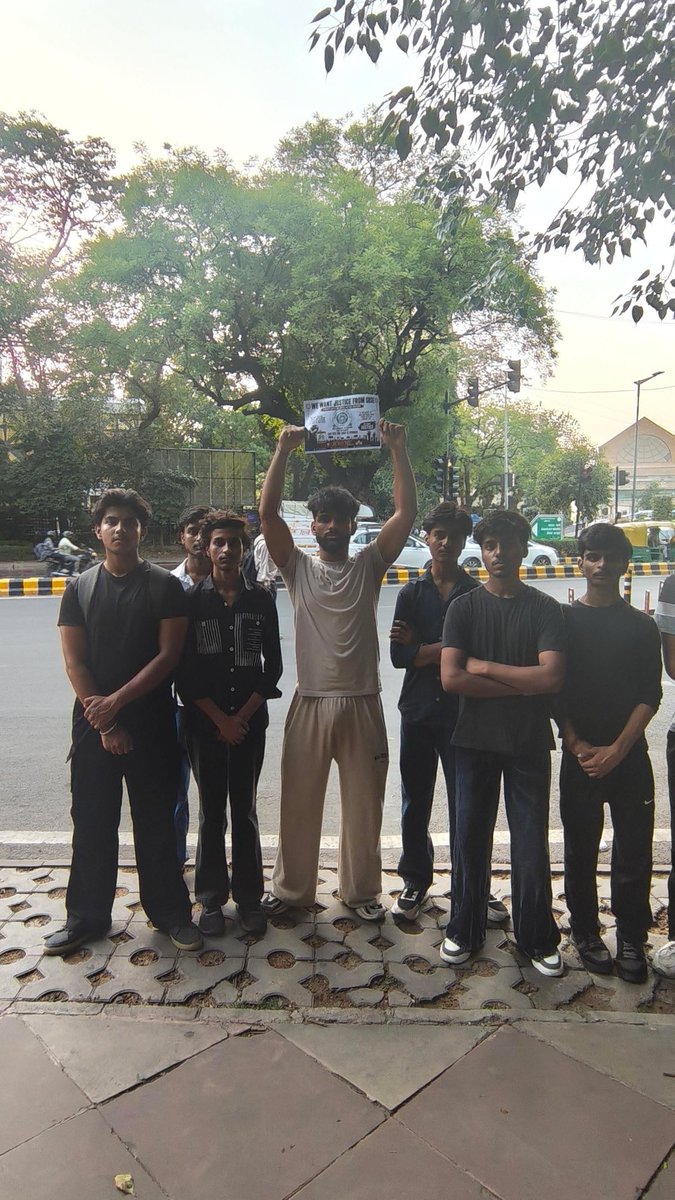 a_queencard's tweet photo. #OSMROLLBACK #osmscam
STOP DIVERTING US STUDENTS,
We demand: FREE MANUAL RECHECKING WITHOUT OSM,

We students are not lab rats, that they will do experiments with our future.

@cbseindia29 @narendramodi @EduMinOfIndia @CJP_2029 @dpradhanbjp @RahulGandhi https://t.co/NDQ272D7xm