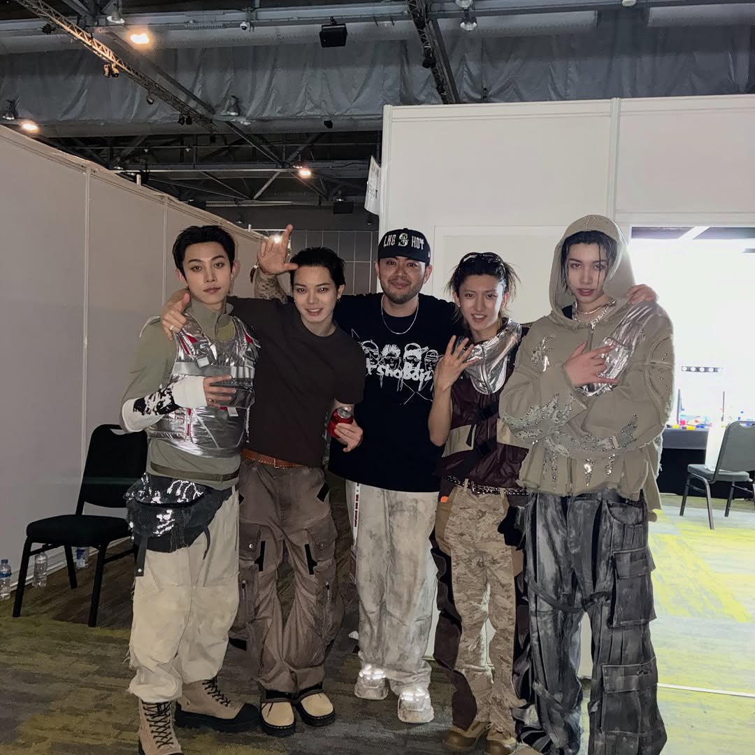 자스 ✮ tweet media