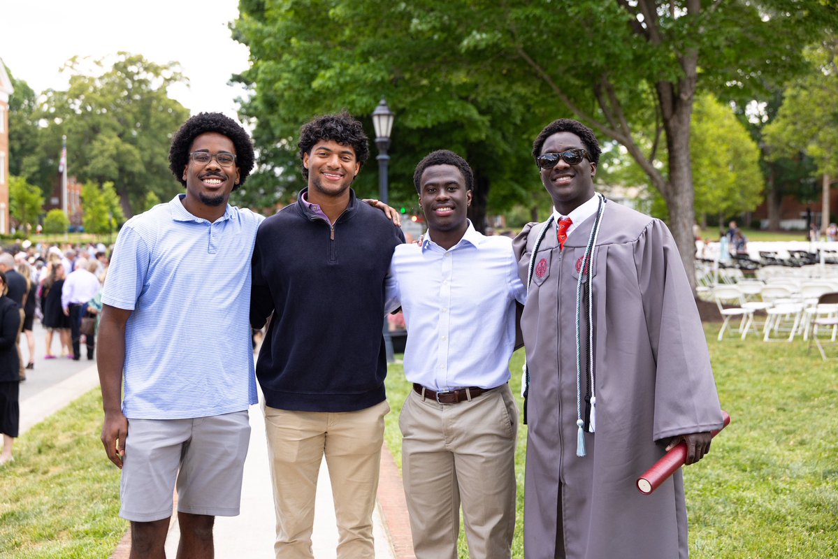 Hampden-Sydney College tweet media