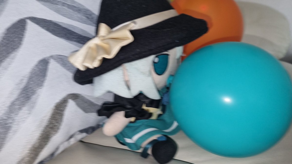 KooshiFumo tweet media