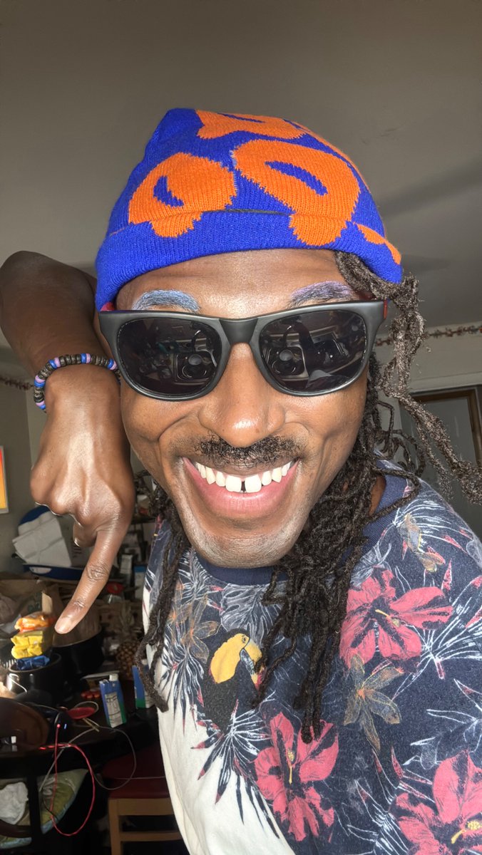 Damon Clark tweet media