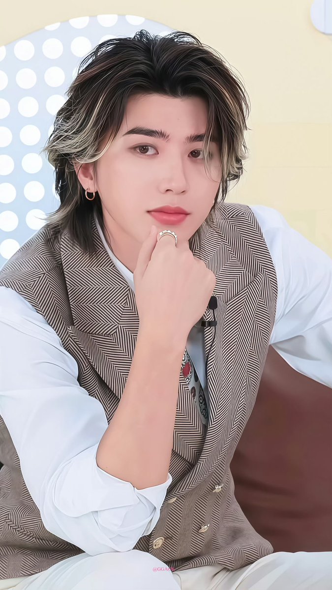 DflyKun's tweet photo. I really like this look!
#KUN #caixukun #ositree
@kun_officialx https://t.co/n2xyV4xuE8