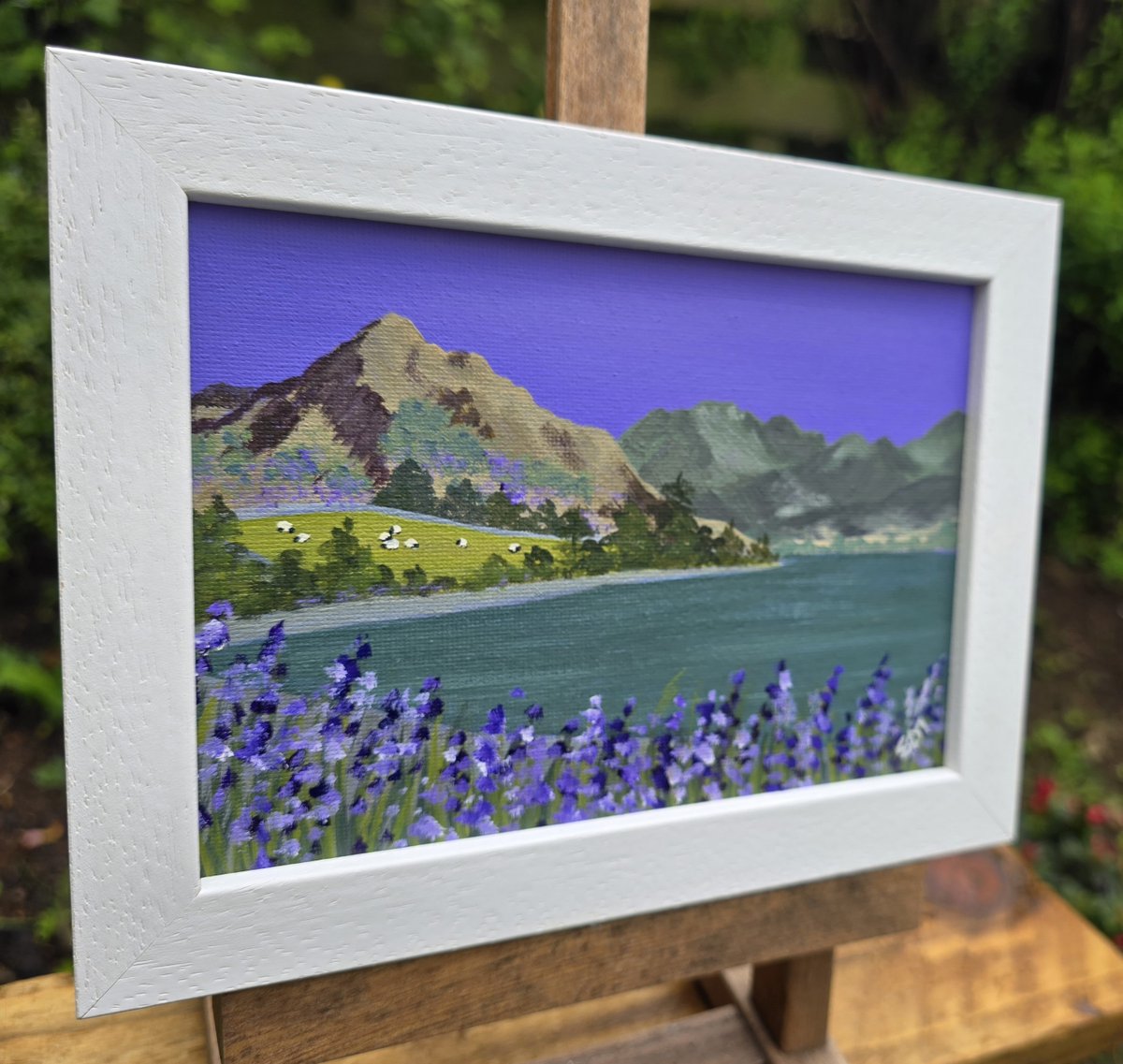 sammartinart's tweet photo. What a difference a frame makes ✨
I’ve been framing up my canvas boards this morning. It's amazing how the right frame changes everything, like creating a little window into the scene, and bringing these Lake District landscapes to life.
https://t.co/4LxZPW9SHv https://t.co/mcYKH7k5d1