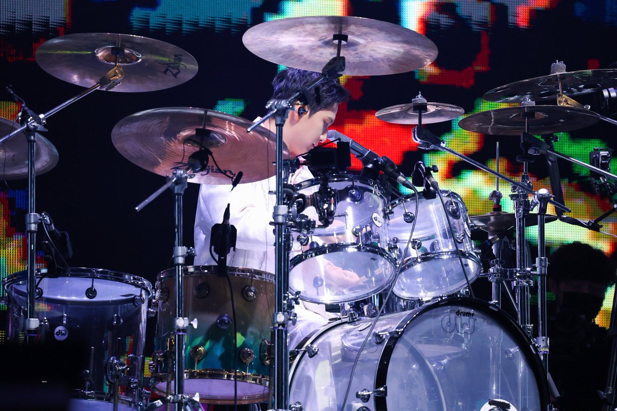 Sprout02_27's tweet photo. 260516 260517 
루시 9TH CONCERT <ISLAND> 섬콘 
#루시 #LUCY #신광일 🥁🩵💛 https://t.co/IdwKIiFFOi