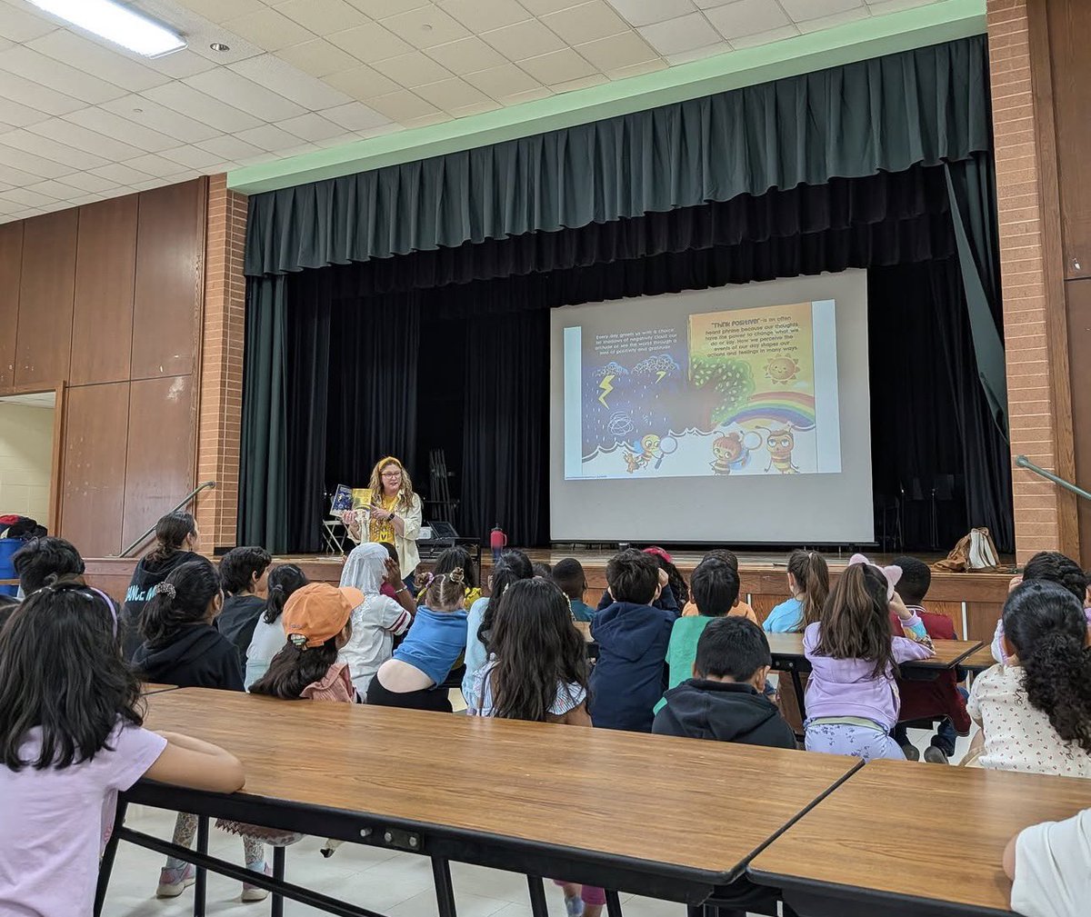 FPS_Buzzter's tweet photo. A big thank you to author Katie Germain for visiting our school and sharing your stories with our K-2 students! Our little learners loved meeting a real author and were so excited to hear about reading, writing, and books. Thank you for making today so special! @VPSikorski_FTPS https://t.co/SEkc12EnkP