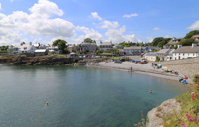 angleseycouncil's tweet photo. Have your say on potential visitor levy for Anglesey 

You are now invited to share your views as we launch a public consultation on a possible visitor levy.

The consultation begins Monday 18 May - Monday 13 July.

More: https://t.co/nj4TDhcMaC https://t.co/HM9PQkJrpz