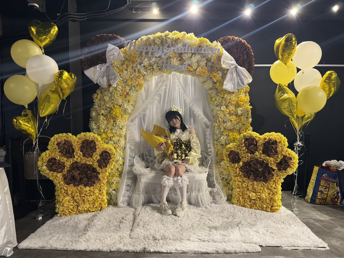 mochihono_'s tweet photo. 卒業公演来ていただきありがとうございました！

ソロ公演8曲、本公演16曲の全24曲、フロアの熱量とほのちゃんのいつも以上に楽しそうな笑顔と姿は一生の思い出だし、やりきった感満載です。

招待で来てくれた人たちもありがとうございます！みんなと見れてよかった！ https://t.co/RCFo3tfWOx