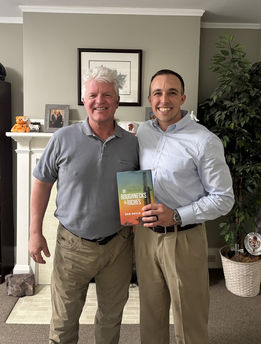 jjsmith210's tweet photo. Excited to share a new episode of The Rambler Podcast featuring Dan Doyle ‘79! We discuss his memoir Of Roughnecks &amp; Riches which is a great story of perseverance, leadership, and entrepreneurial grit. Click the link in my bio to listen! https://t.co/YgthVdBMPw