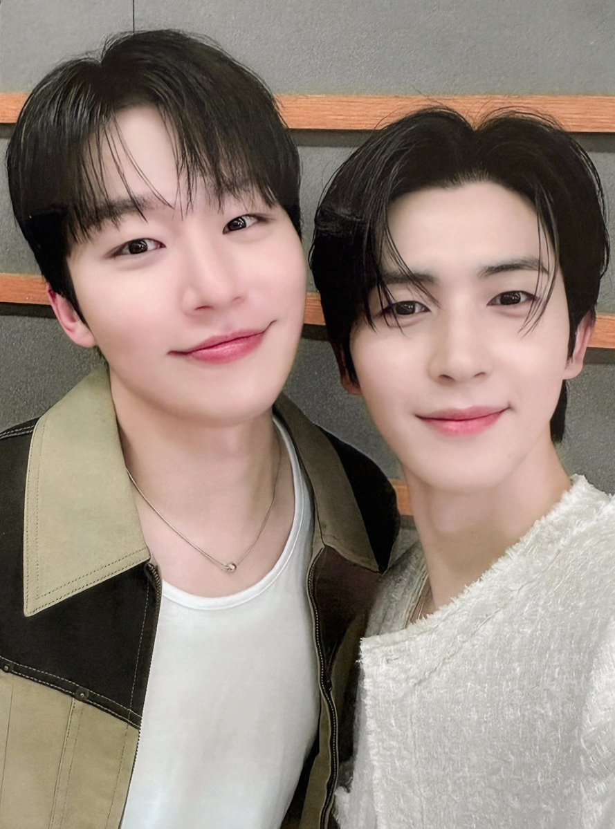 뀰 tweet media