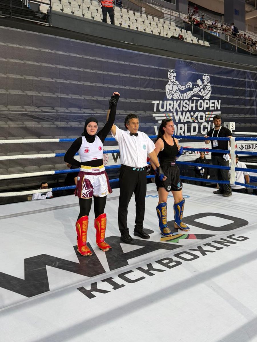 medipolint's tweet photo. 🥈 World Runner-Up from Meryem Naz Ayas

Our student Meryem Naz Ayas won second place in the Senior Women’s 65 kg Low Kick category at the WAKO World Cup, with athletes from 43 countries competing.

We congratulate our student and wish her continued success. 👏 https://t.co/Qdp29o9R1H
