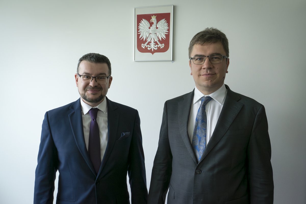 Łukasz Adamski tweet media