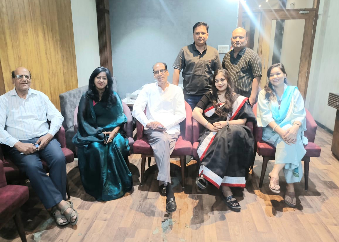 डॉक्टर वासिफ़ काज़ी * शायर एवं सिनेमा विश्लेषक * tweet media