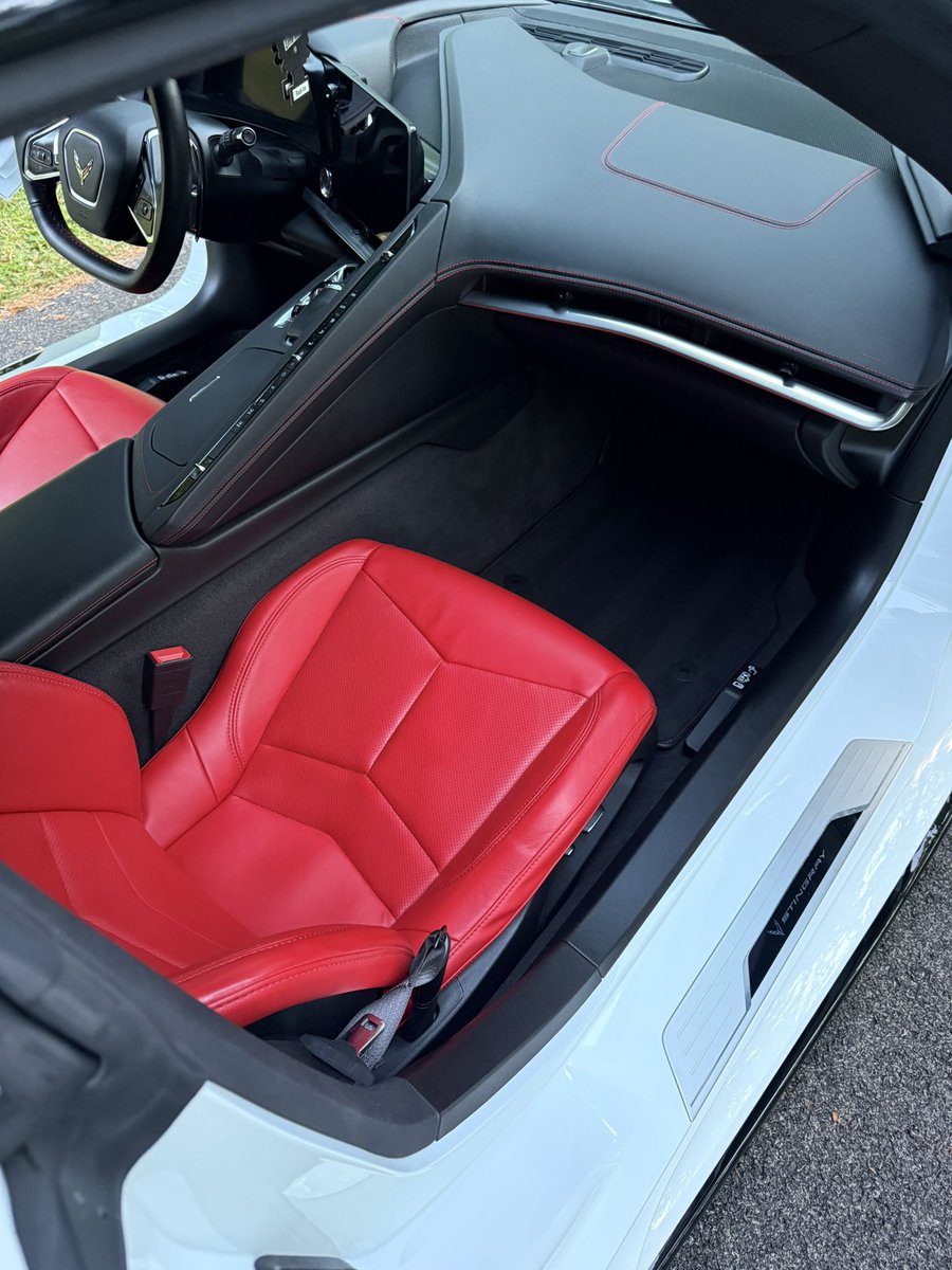 CentiSecured's tweet photo. C8 Stingray for a full treatment 
.
.
.
.
.
.
DM for more info 
@ThePrestige.PA-insta https://t.co/c7kvksC2I4