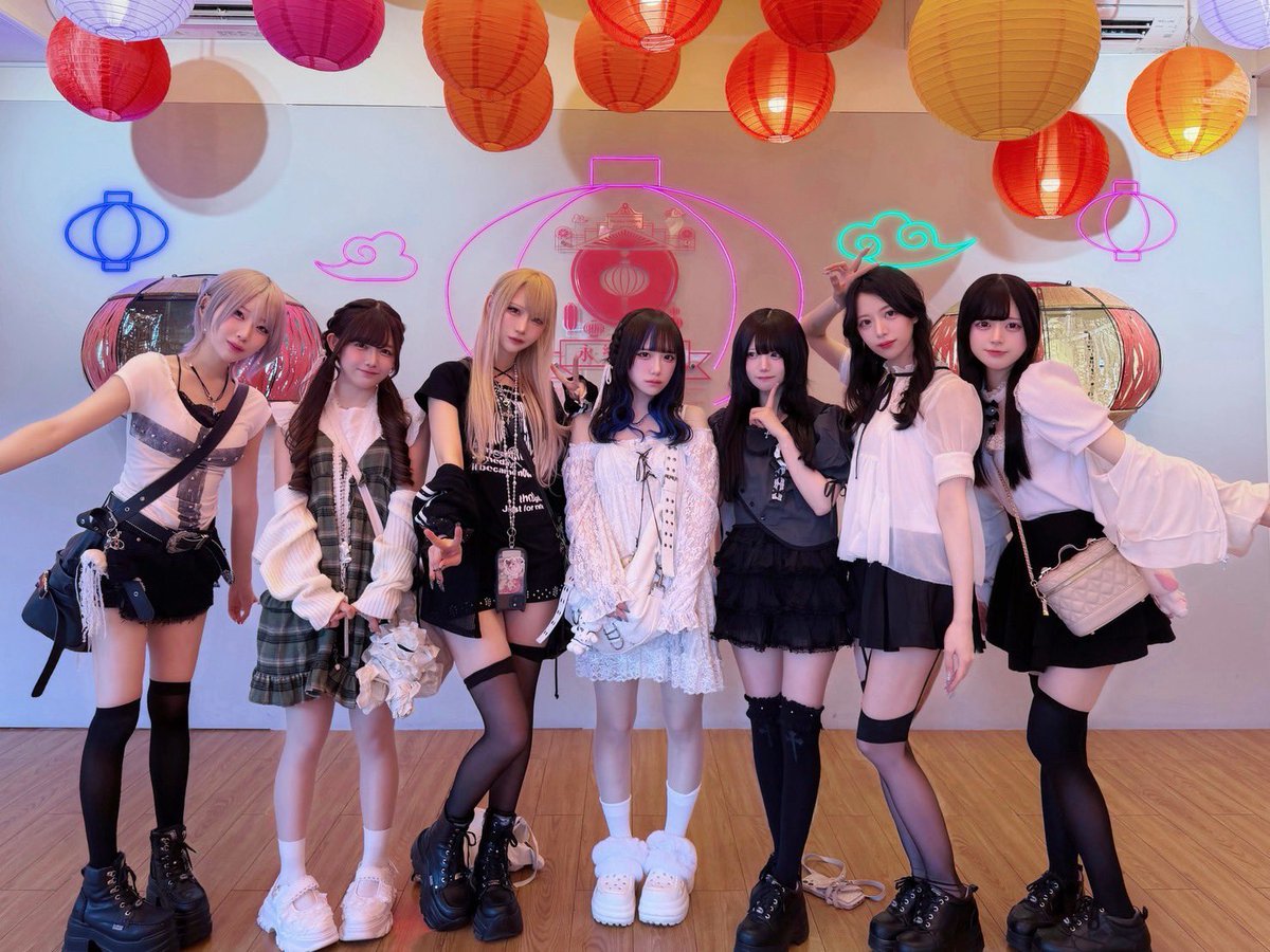 VVSiS【ビビシス】 tweet media