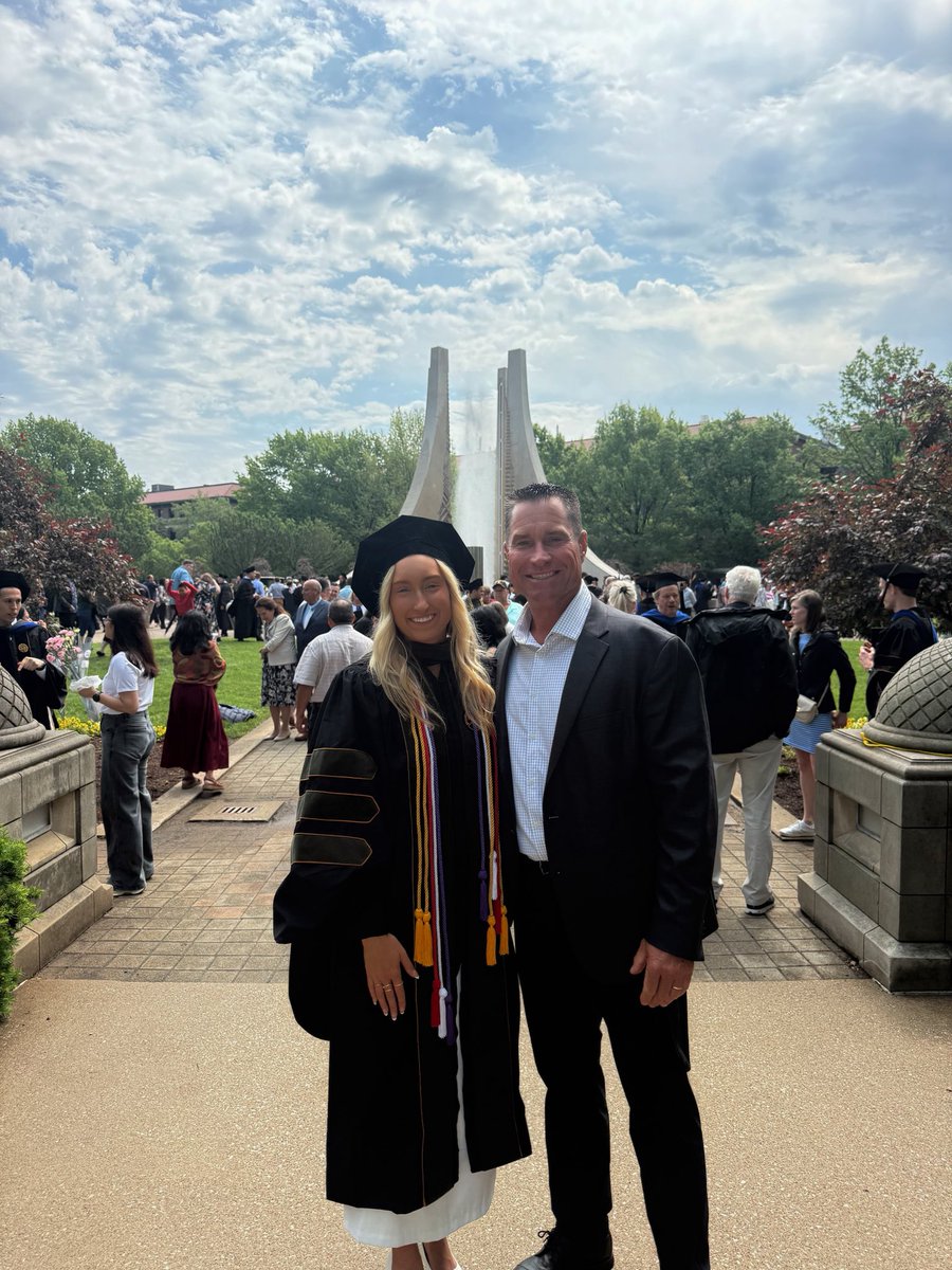 joellwasikowski's tweet photo. Dr. Joelle Wasikowski, PharmD 🎓

So grateful for the endless support from my family and friends through every step of this journey at Purdue 🖤💛 Huge shoutout to my dad @CoachWazUO for coming to support me on this big day! #BoilerUp #GoDucks https://t.co/I1Had4HVQ5
