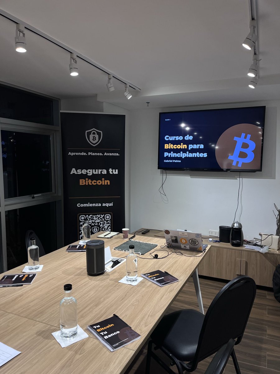 GabeBTCAdvisors's tweet photo. Ever since I truly understood Bitcoin, education has been my passion.

This past week, with @BTCParaguay , we organized 4 sessions teaching the fundamentals.

Structured using the @MyFirstBitcoin_ diploma, because in Bitcoin education, there is no second best. https://t.co/xAlbavBocI