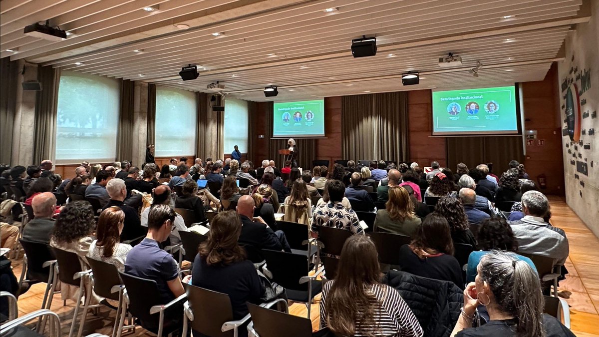 EsitFP's tweet photo. El passat divendres 15 de maig, el Citilab de Cornellà va acollir la jornada “Prototipant el demà a l’FP: sostenibilitat, ecodisseny i fabricació digital”, un espai de treball i reflexió col·lectiva sobre els reptes que afronta la FP.  https://t.co/nSoAr9g87h https://t.co/3EYLATp9W4