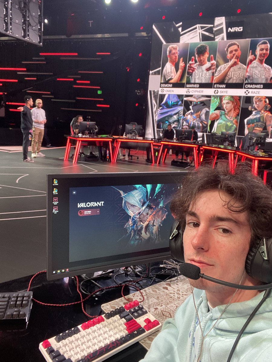 cvanngg's tweet photo. By popular demand:

Hi I'm Chris, an admin for the VCT and LCS at Riot! We focus on maintaining competitive integrity, keeping the production moving (logistics), and providing general, unbiased support for teams and players. I won't go into details, but I love what we do! https://t.co/ntYQk90hku