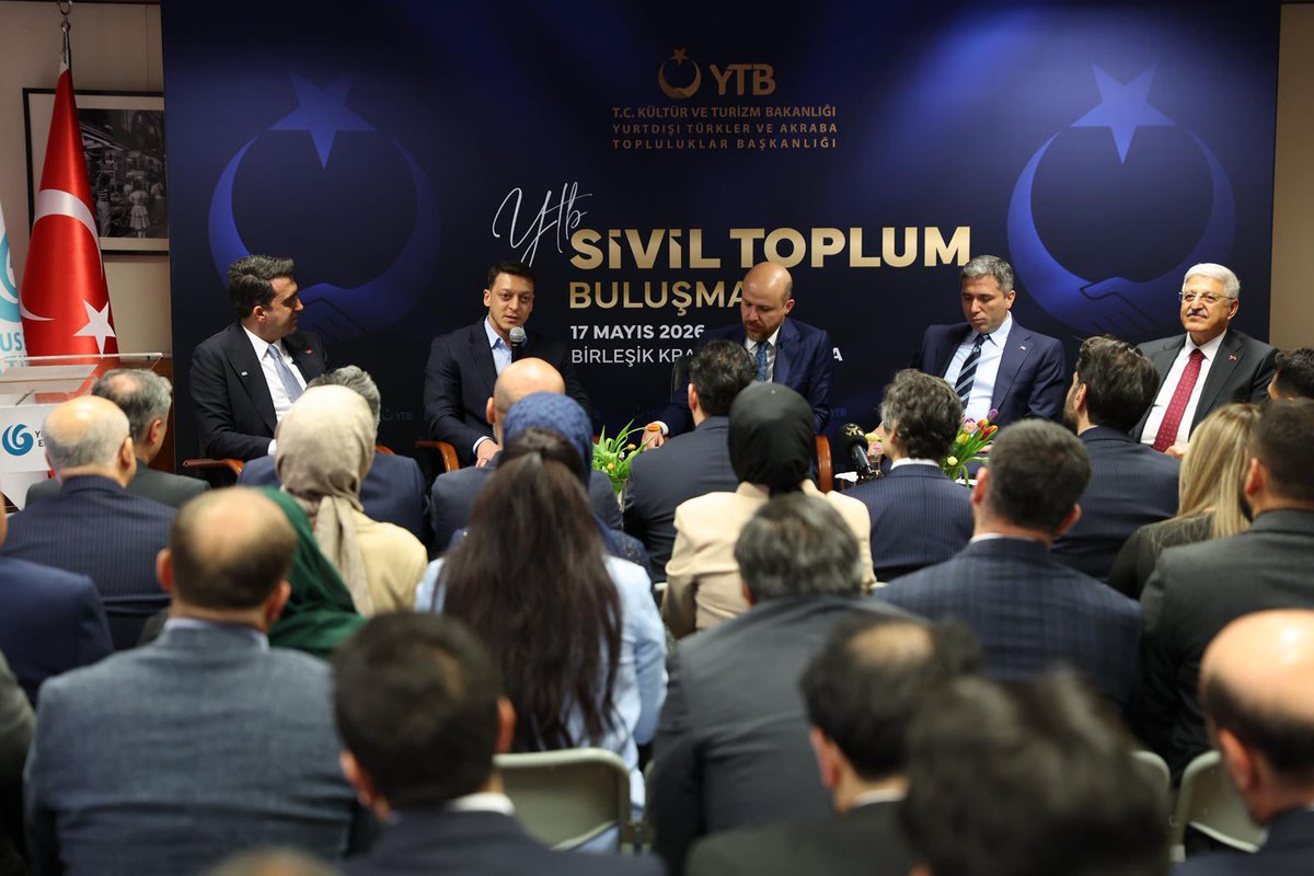M10's tweet photo. @ilimyaymavakfi M��tevelli Heyeti Başkanı Sayın Necmeddin Bilal Erdoğan, @tcmeb Bakanımız Sayın Yusuf Tekin ve AK Parti Genel Başkan Yardımcı ve Dış İlişkiler Başkanı Sayın @SirakayaZafer ile birlikte yurtdışında yaşayan Türk toplulukları ile bir araya gelmek ve sivil toplum kuruluşları ile görüşmeler gerçekleştirmek üzere İngiltere ve Fransa'ya yönelik bir ziyaret programı gerçekleştirdik.

Londra'da Müslüman STK temsilcileriyle görüşmeler icra ettik ve @U_I_D Birleşik Krallık Teşkilatı tarafından düzenlenen halk buluşmasında vatandaşlarımızla bir araya geldik. @yurtdisiturkler tarafından düzenlenen Diaspora 2.0 Buluşması'na iştirak ettik.

Nantes'ta Osman Gazi Camii'nde bölgede ikamet eden vatandaşlarımızla bir araya geldik. Ayrıca Avrupa'daki Türk toplumunun köklü temsilcilerinden Mehmet Öztürk'ü ziyaret ettik.

Güçlü bir Türkiye için diaspora ve sivil toplum kuruluşlarımızla birlikte olmaya devam edeceğiz.