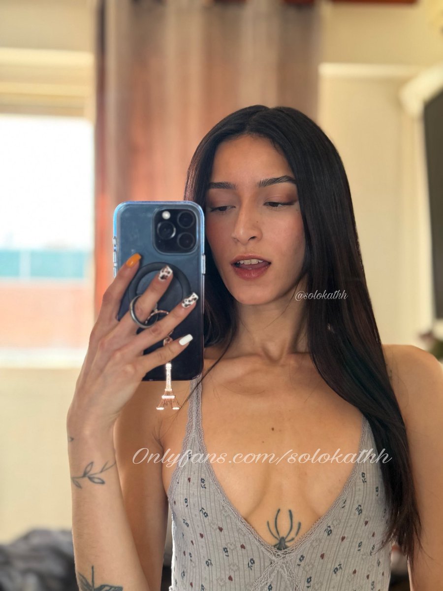 solokathh's tweet photo. How not to fall in love with me🥵 https://t.co/Zlycv6EHI0