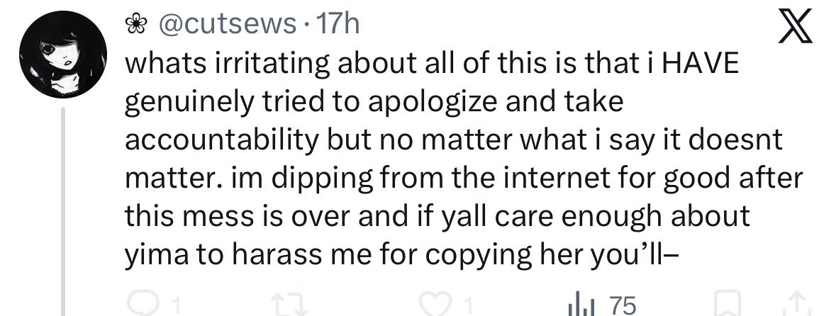 reina tweet media