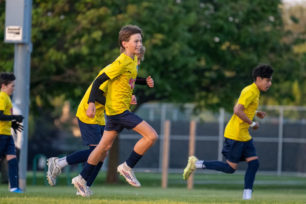 interfcchicago's tweet photo. Inter Cup mania is in full effect! Let’s keep pushing! 

Three Inter AC teams win their Illinois State Cup groups!

2013 Yellow - Illinois Cup Semifinalist! 6/7
2011 NPL - President Cup Quarterfinalist! 5/20
2010 NPL - State Cup Quarterfinalists! 5/23

Let’s go boys! ⚽️🏆

#IAC https://t.co/xL0auihaAE